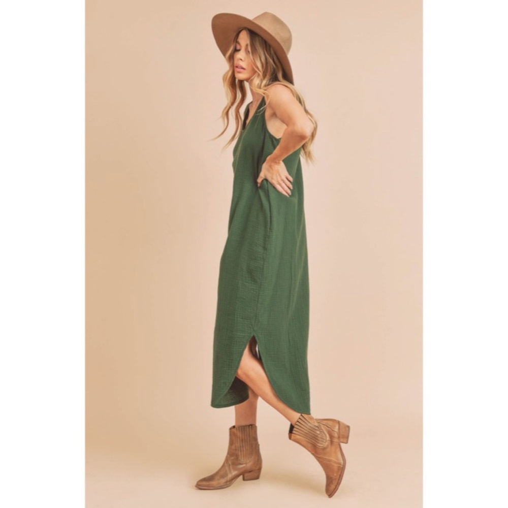 SOLD OUT Daisy - Emerald Green Sleeveless Textured Tank Midi Dress - Picture 2 of 3